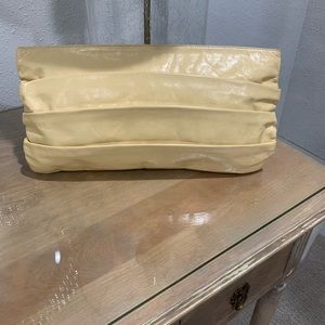 Hobo Clutch - Cream Leather
